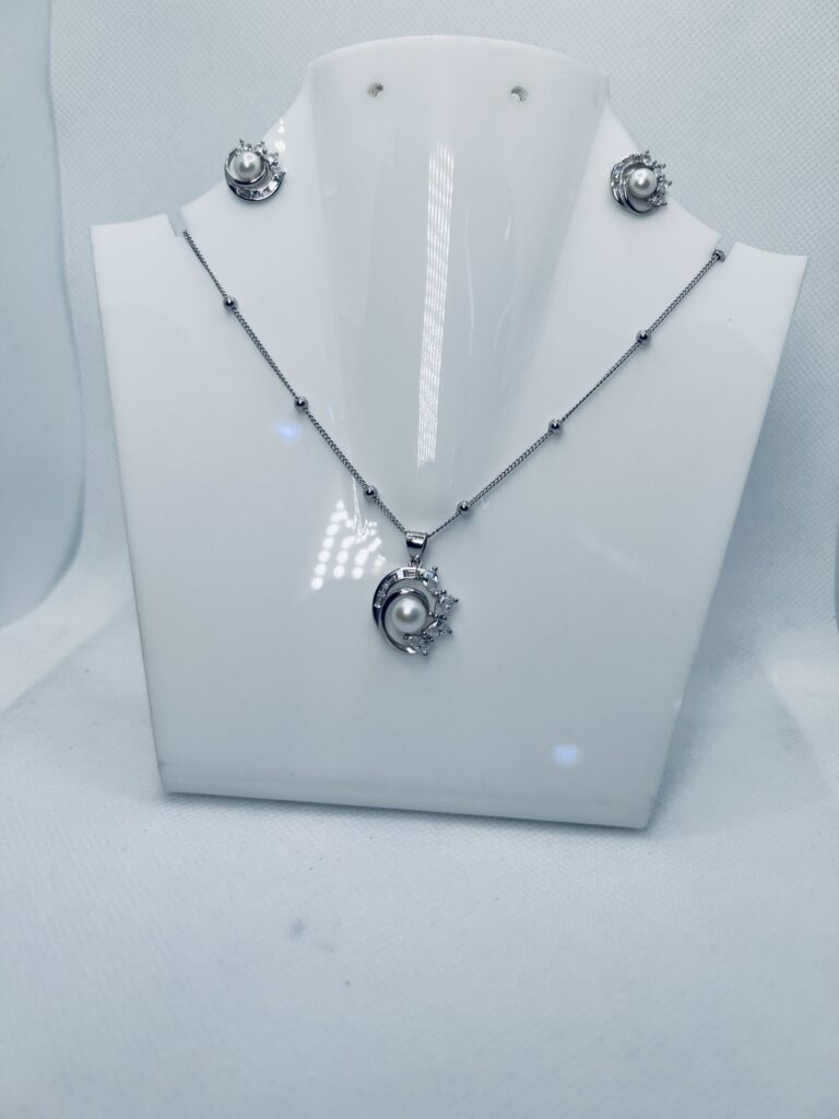 Silver Pearl Pendant Necklace Earrings Set for Women