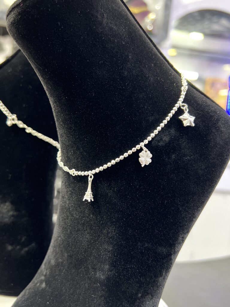 Lucky Wanderer Sterling Silver Anklet